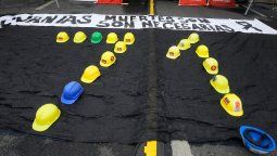 altText(Murió un trabajador de la construcción al caer desde altura)}