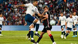 altText(Nacional le empató a River en el final del partido)}