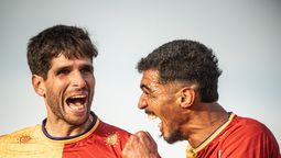altText(Primera Amateur: Villa Española abrió la fecha con triunfo y es más líder que nunca)}