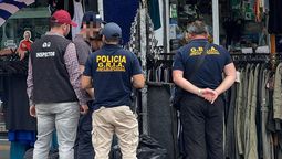 altText(Tensión en Paso Molino: Aduana incautó mercadería y desató disturbios en zona comercial)}