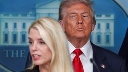 altText(Trump despidió a la fiscal general de EEUU, Pam Bondi)}