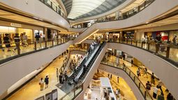 altText(China apuesta por el poder de su propia gente para aumentar la demanda interna)}