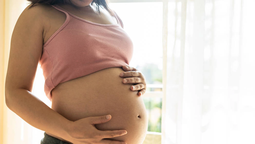 altText(Sigue cayendo la natalidad en Uruguay; desde 2020 nacen menos personas de las que fallecen)}