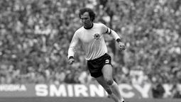 altText(El fútbol de luto: falleció Franz Beckenbauer)}