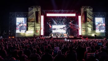 Festival Nacional e Internacional de Folclore de Durazno.