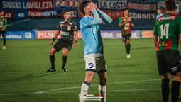 altText(Rampla Juniors dio el batacazo y goleó a Nacional)}