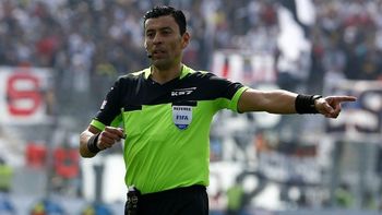 Jueces para los partidos de Uruguay frente a Colombia y Brasil