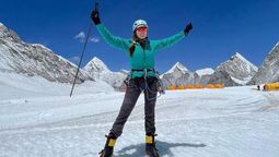 altText(Ex Miss Uruguay es la primera uruguaya en subir el Everest)}