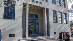 altText(Cincuentones exigen el fin del 