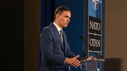 altText(Pedro Sánchez contra el trumpismo)}