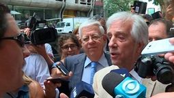 altText(Tabaré: “La democracia está sólida, pero hay que cuidarla porque hay tentaciones”)}