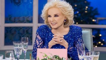 Mirtha Legrand continúa internada en el Sanatorio Mater Dei.