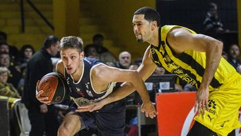 Defensor Sporting aplastó a Peñarol en la segunda semifinal de la Liga.