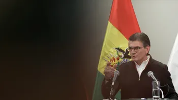 El presidente de Bolivia, Rodrigo Paz, habla durante una conferencia de prensa este miércoles, en La Paz (Bolivia).
