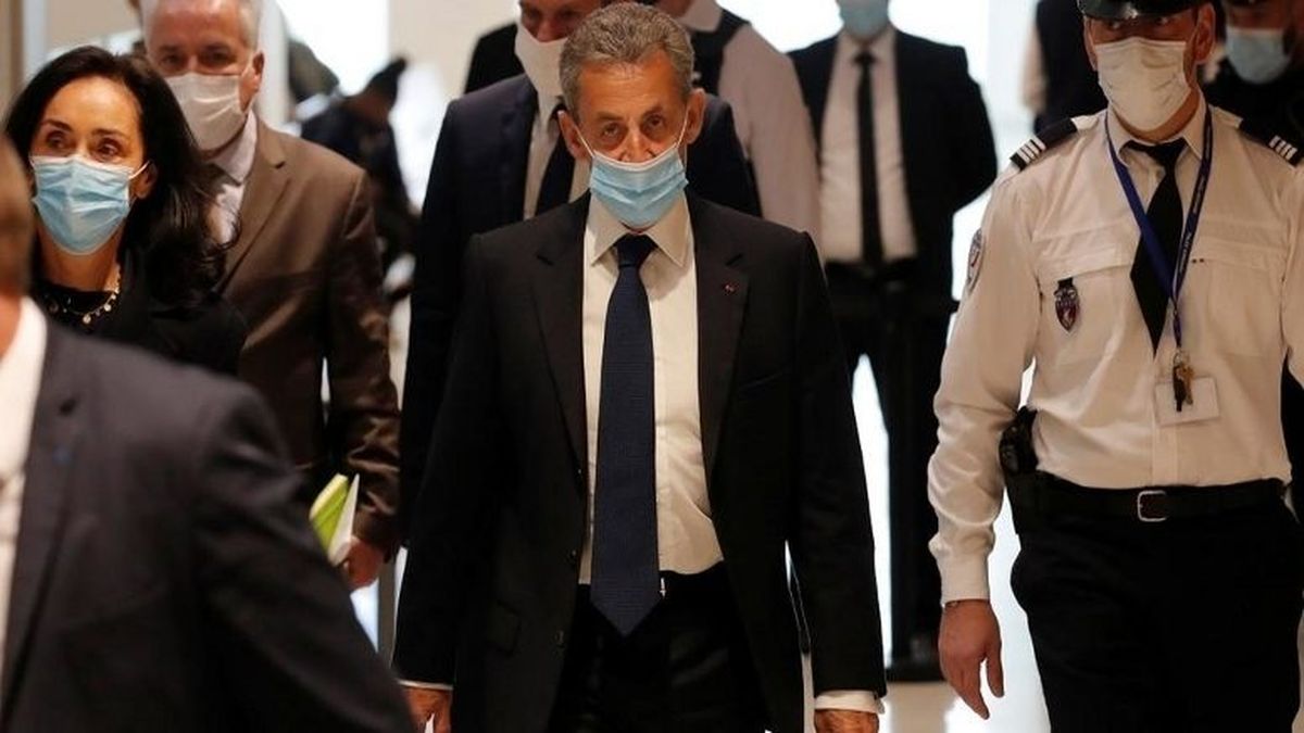 Expresidente francés Sarkozy es declarado culpable de corrupción