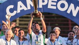 altText(Plaza Colonia es el campeón de la Segunda División y vuelve a Primera)}