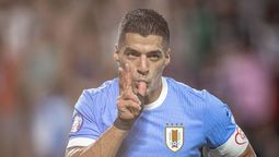 altText(Uruguay derrotó a Canadá y quedó tercero: convirtió Luis Suárez)}