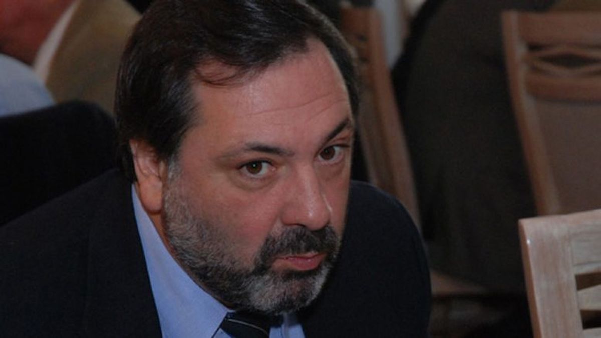 El presidente de la Cámara de Diputados, Jorge Gandini elogió la dictadura