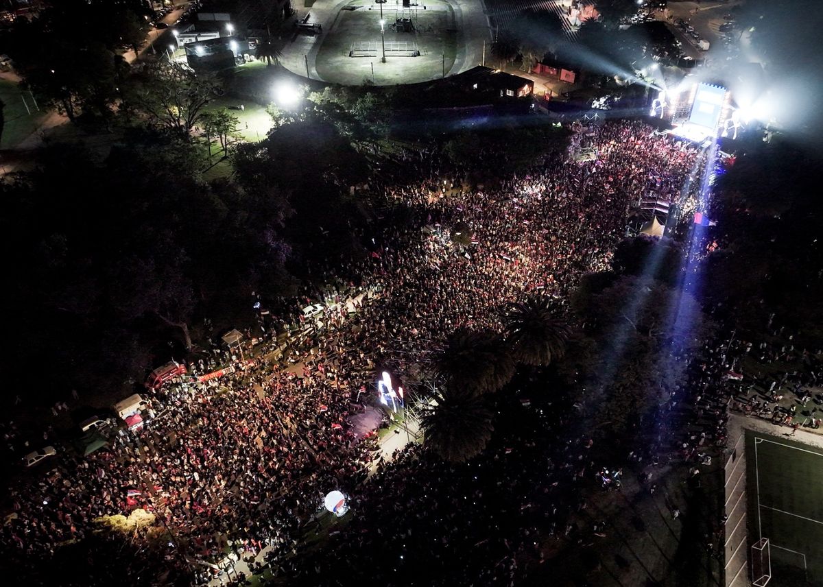 Las imponentes imágenes de dron del acto final del Frente Amplio.