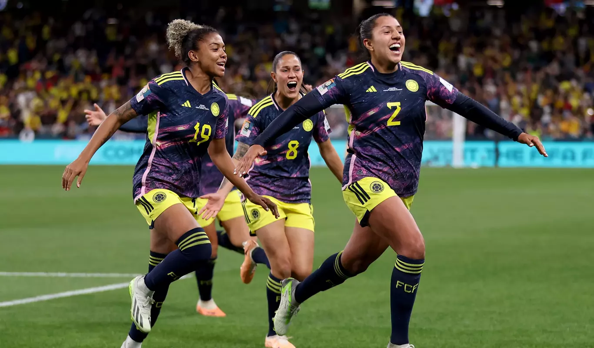 Colombia hace historia y se mete en cuartos de final del Mundial femenino.