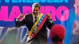 altText(De dictaduras y frivolidades: Maduro, Venezuela y un poco de purpurina)}