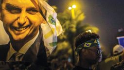 altText(Gráficos evidencian fraude electoral de Bolsonaro)}
