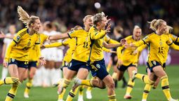 altText(Batacazo de Suecia: Primera vez que EEUU queda eliminada en octavos de final)}