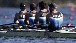 altText(Uruguay gana medalla de oro y plata en remo)}