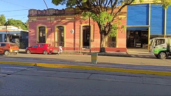 Una adolescente ingresó con arma a liceo de Salto, se habrían efectuado algunos disparos