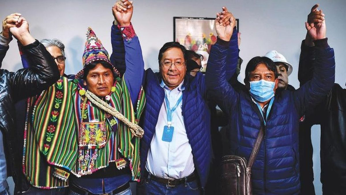 Bolivia clamó por el retorno a la democracia