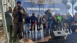 altText(Trabajadores de la salud privada hicieron acto frente a MTSS)}