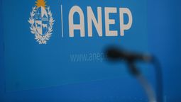 altText(ANEP y universidad argentina firman acuerdo para implementar nueva Maestría en Formación Docente)}
