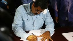 altText(Maduro: ¡Qué vivan los pueblos de América!)}