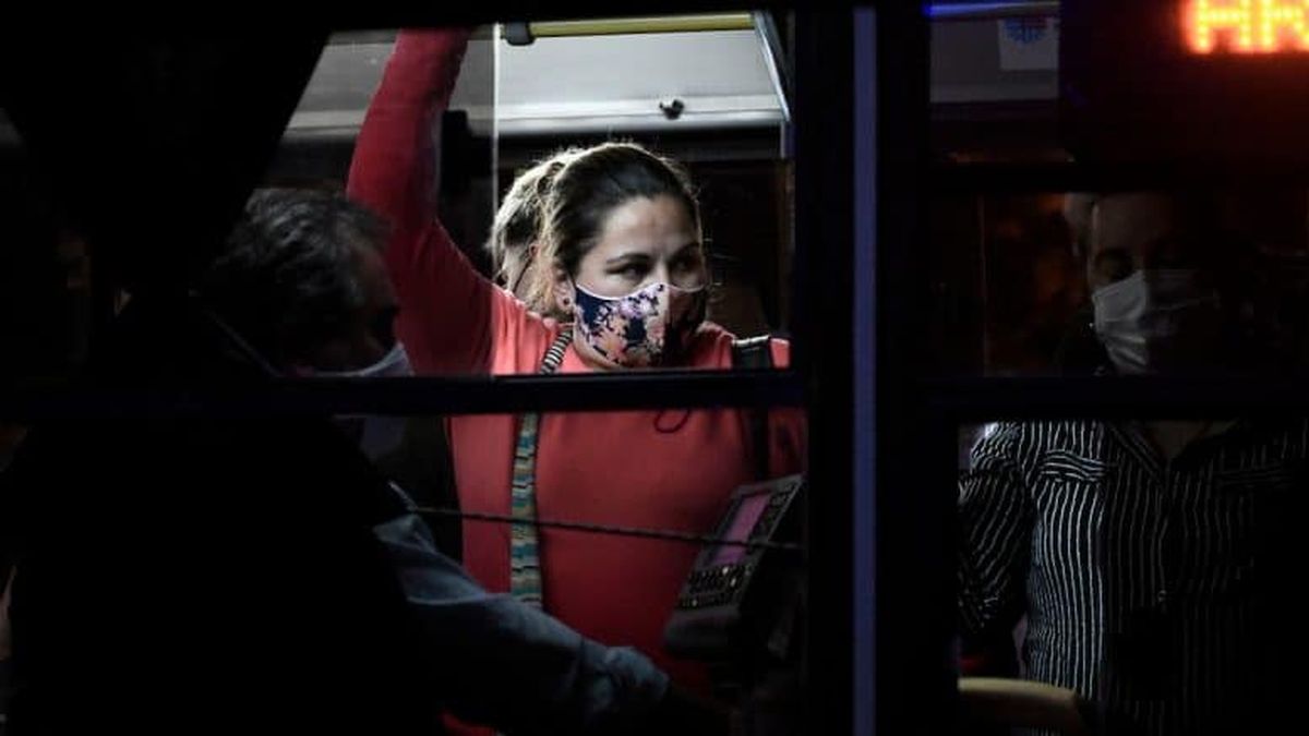 Covid: un fallecido y 315 casos nuevos este viernes