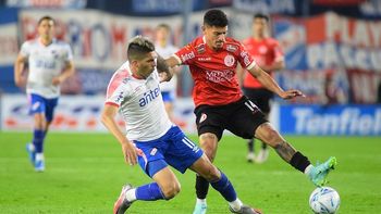 Nacional y Rentistas empataron en un partido con un penal pateado tres veces