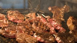 altText(Argentina: consumo de carne y vino cae a mínimos históricos)}