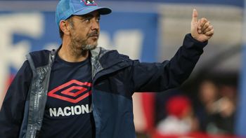 Nacional goleó y Recoba pidió ir paso a paso