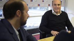 altText(Amado y su equipo presentaron acuerdo en salud, cultura y tecnología)}