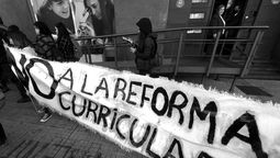 altText(Nuevos vientos soplan viejas banderas contestatarias)}