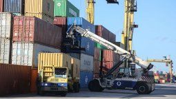 altText(Puerto: están muy cerca de llegar a un acuerdo entre empresarios y trabajadores)}