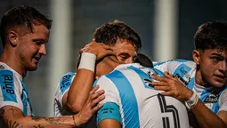 altText(Cerro consiguió su primer triunfo en el Apertura y toma aire en el descenso)}