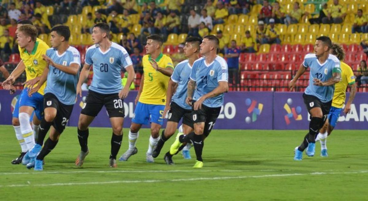 Uruguay definió el equipo de fútbol a Juegos Olímpicos