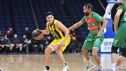 altText(Peñarol y Biguá ganaron claramente en la apertura de las semifinales)}