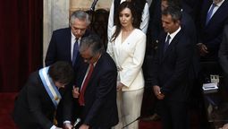 altText( Fórmula Milei: la Inflación se arregla con más pobreza)}