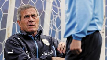 Selección: Tabaréz dio negativo de Covid-19; Otero y Herrera positivos