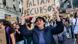 altText(Sidfe denuncia que suba de combustible afecta trasporte estudiantil)}