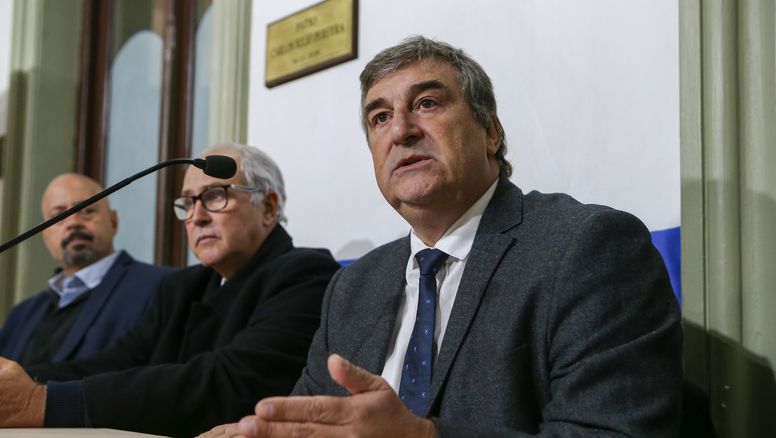 Las declaraciones irresponsables del senador Botana