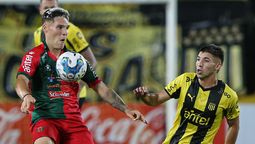 altText(Peñarol defiende la punta en partido de riesgo)}