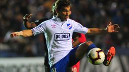 altText(Sebastián Fernández titular en Lima)}