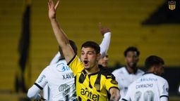 altText(Peñarol gana, gusta, golea y es efectivo)}
